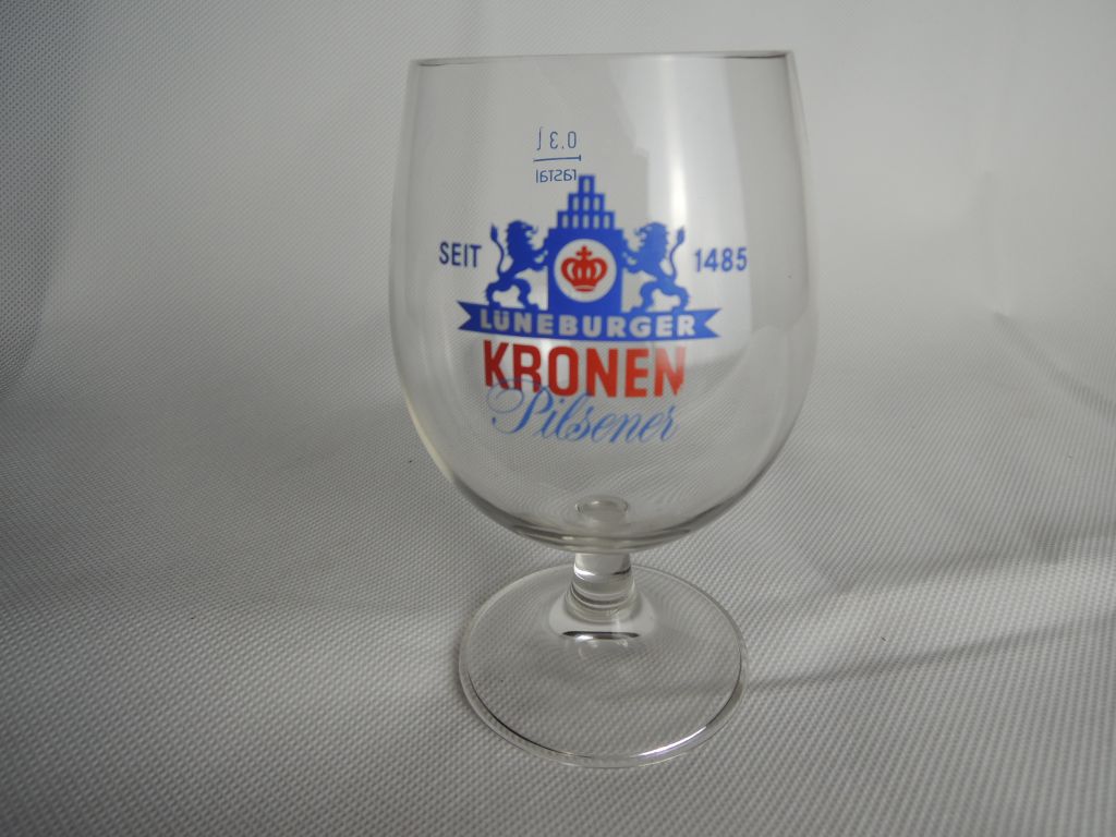 lueneburger-kronen-pilsener-bierschwenker-03